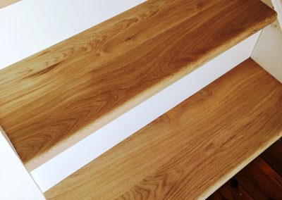 003_steps_staircase_handcrafted_bull_noses_oak_solid_stained_sanded_sealed_wood_flooring_floor_boards_natural_bespoke_.jpg